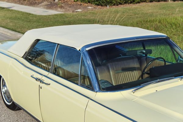 1967 Lincoln Continental Convertible - Image 25