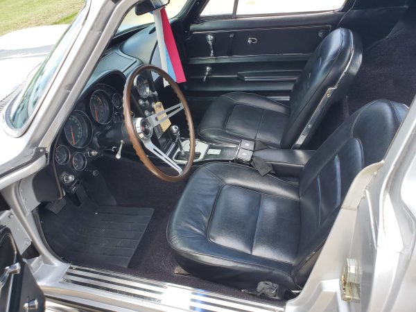 1965 Chevrolet Corvette - Image 27