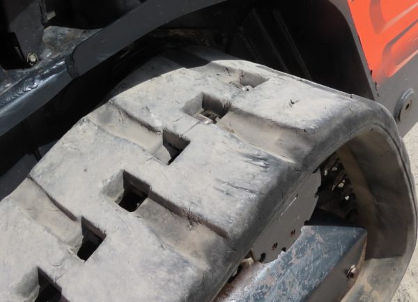 2020 Kubota SVL75-2 Skid Steer Track Loader - Image 27