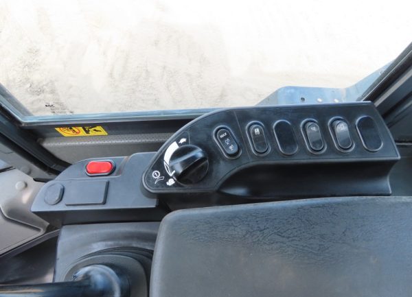 2018 Komatsu WA320-8 Wheel Loader Tractor A/C Cab Ride Control Camera - Image 27