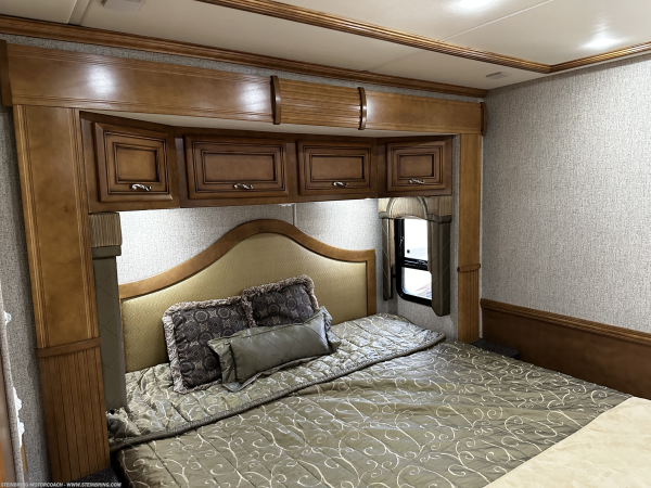 2013 Newmar Ventana 4346 - Image 27