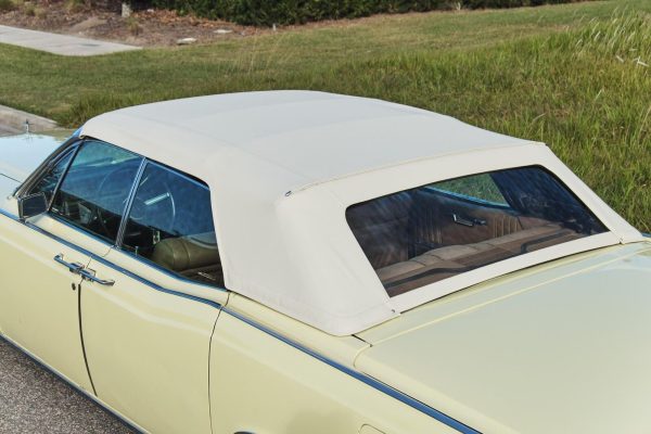 1967 Lincoln Continental Convertible - Image 28