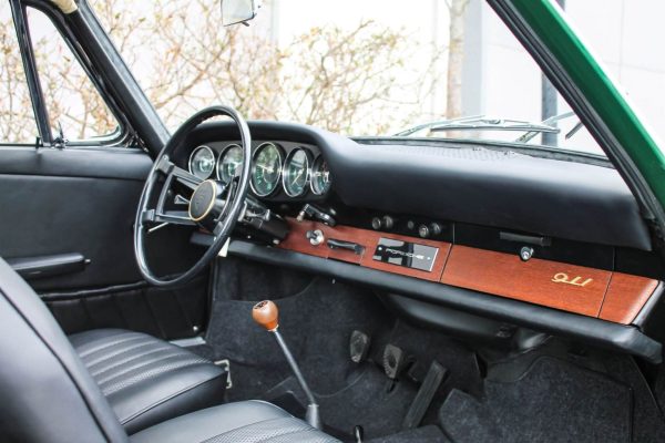1965 Porsche 911 Coupe - Image 29