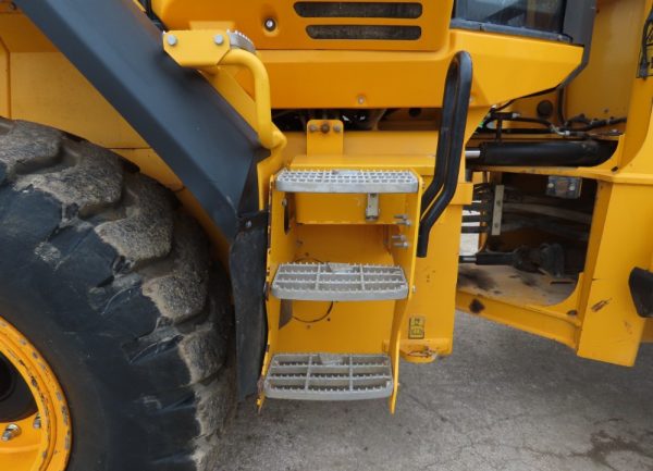 2017 JCB 427 Wheel Loader A/C Cab Hydraulic Q/C Bucket Aux Hyd - Image 29