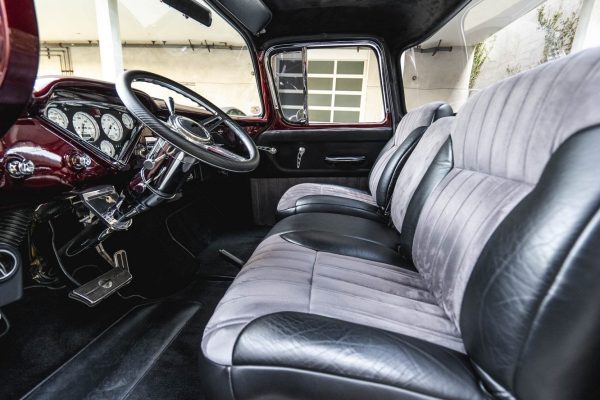 1955 Chevrolet Cameo Pickup 454 - Image 29