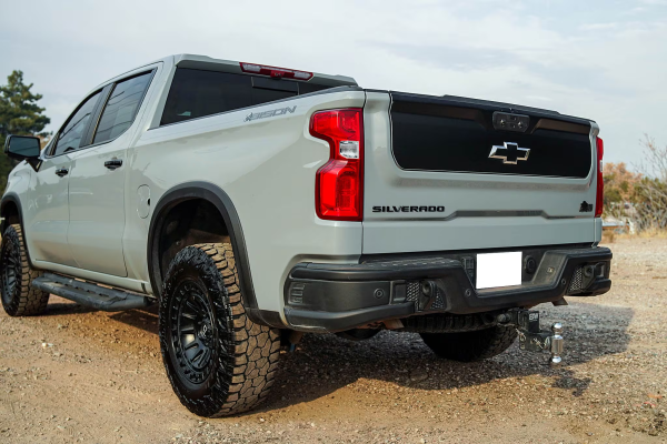 2024 Chevrolet Silverado 1500 ZR2 - Image 22