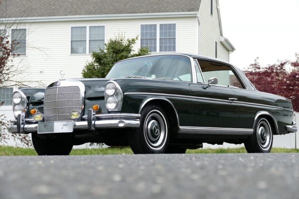 1967 Mercedes-Benz 300SE Coupe - Image 4