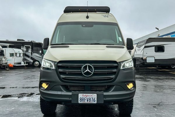 2020 Winnebago Revel 4x4 - Image 24