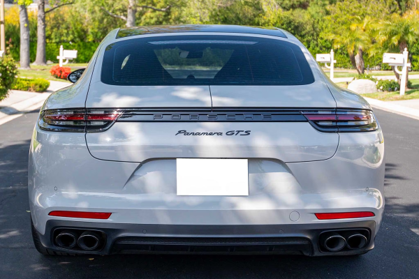 2020 Porsche Panamera GTS - Image 4