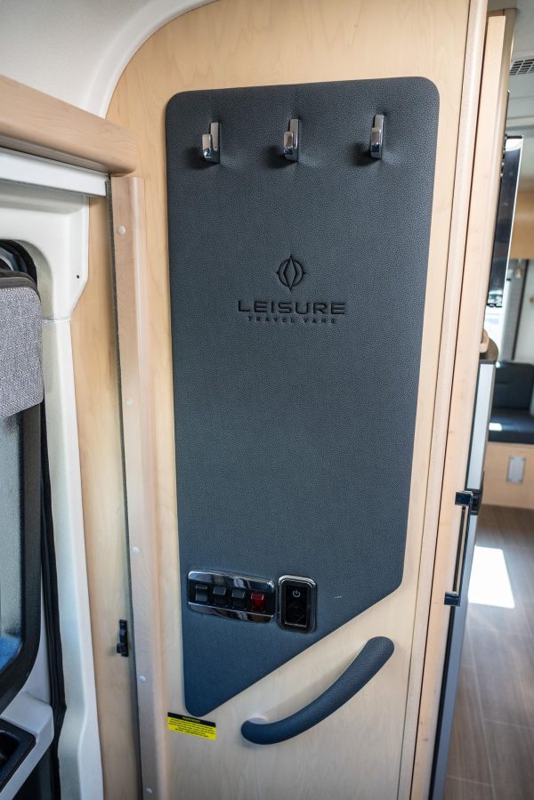 2019 Leisure Serenity S24CB - Image 62