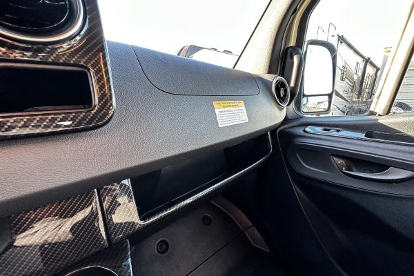 2020 Winnebago Revel 4x4 - Image 61