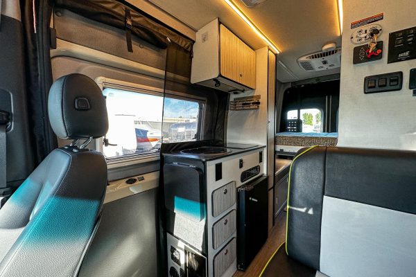 2020 Winnebago Revel 4x4 - Image 62