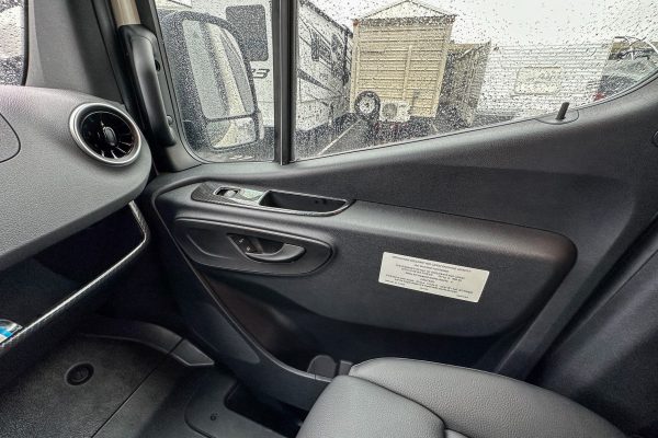 2020 Winnebago Revel 4x4 - Image 79