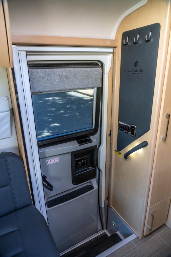 2019 Leisure Serenity S24CB - Image 12