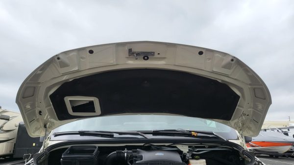 2020 Winnebago Revel 4x4 - Image 18