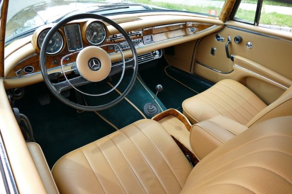1967 Mercedes-Benz 300SE Coupe - Image 31