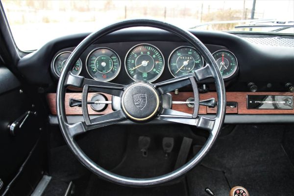 1965 Porsche 911 Coupe - Image 31