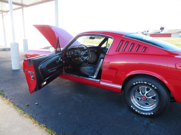1965 Ford Mustang GT 2+2 Fastback - Image 31