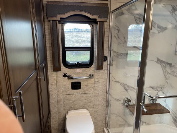 2021 Newmar Ventana 4369 - Image 30