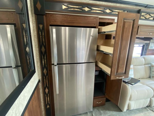 2013 Fleetwood Excursion 33A - Image 32