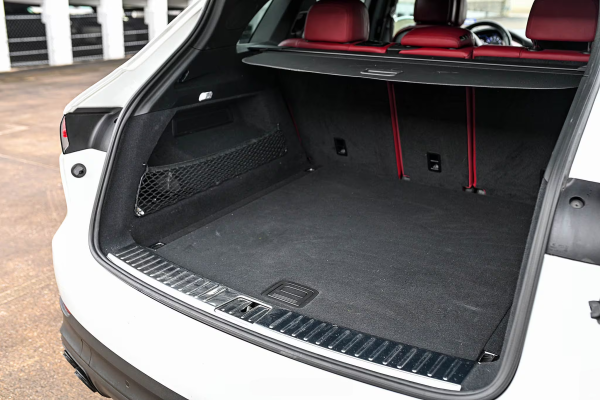 2020 Porsche Cayenne S - Image 35
