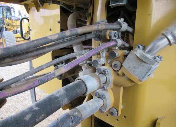 2015 Caterpillar 980M Articulated Wheel Loader ROPS Cab - Image 35