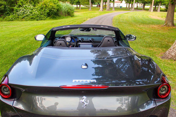 2019 Ferrari Portofino - Image 38