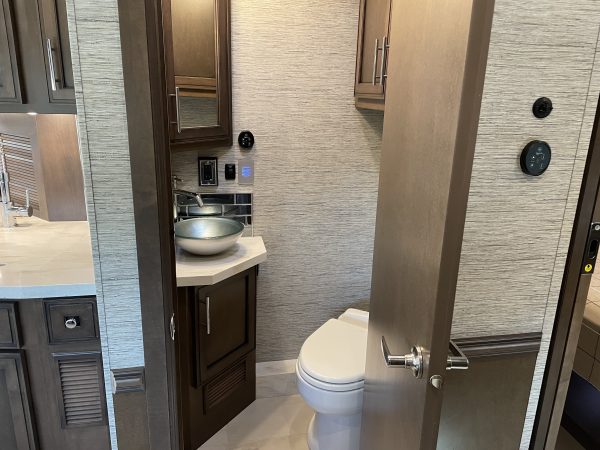 2021 Newmar Ventana 4369 - Image 37