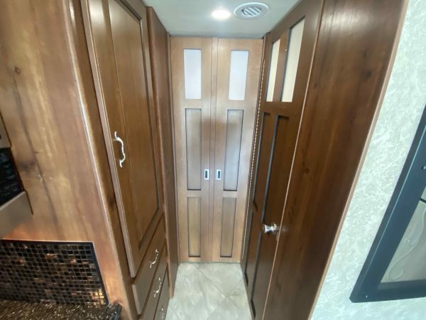 2013 Fleetwood Excursion 33A - Image 38