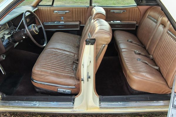 1967 Lincoln Continental Convertible - Image 38
