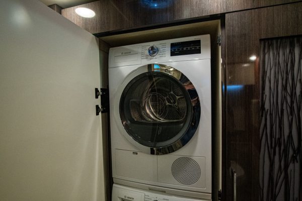 2017 Foretravel IH 45 Bath & 12 - Image 38