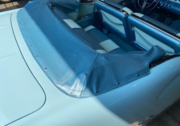1954 Buick Skylark Malibu Blue - Image 39