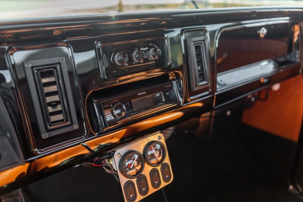 1964 Chevrolet C20 Stepside - Image 39