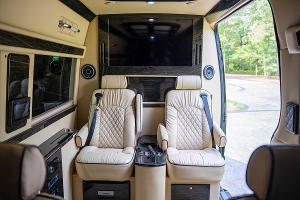 2019 Mercedes-Benz Sprinter 2500 Ultimate Limo - Image 39