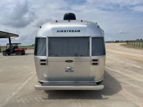 2008 Airstream 27′ Safari Special Edition - Image 30