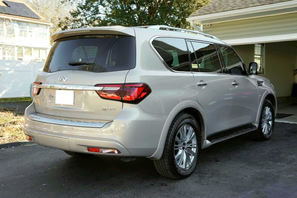 2019 Infiniti QX80 Luxe - Image 5