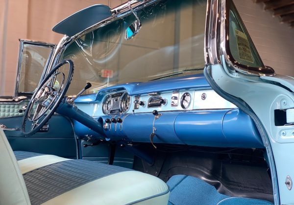 1954 Buick Skylark Malibu Blue - Image 41