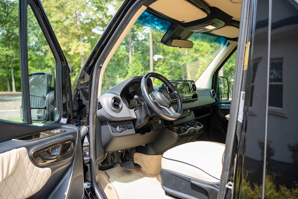 2019 Mercedes-Benz Sprinter 2500 Ultimate Limo - Image 41
