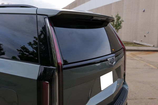 2024 Cadillac Escalade V - Image 43