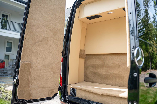 2019 Mercedes-Benz Sprinter 2500 Ultimate Limo - Image 46