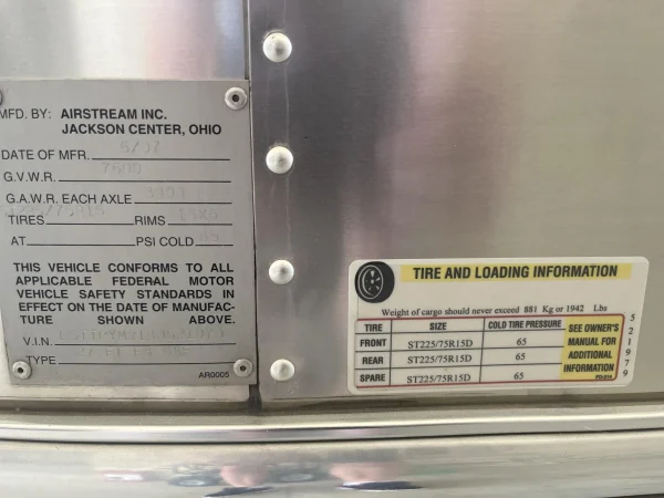 2008 Airstream 27′ Safari Special Edition - Image 22