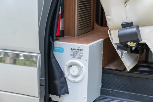 2014 Winnebago Era 70X - Image 70