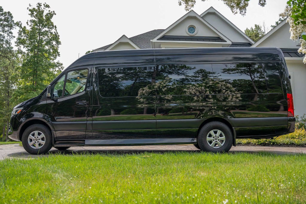 2019 Mercedes-Benz Sprinter 2500 Ultimate Limo - Image 7