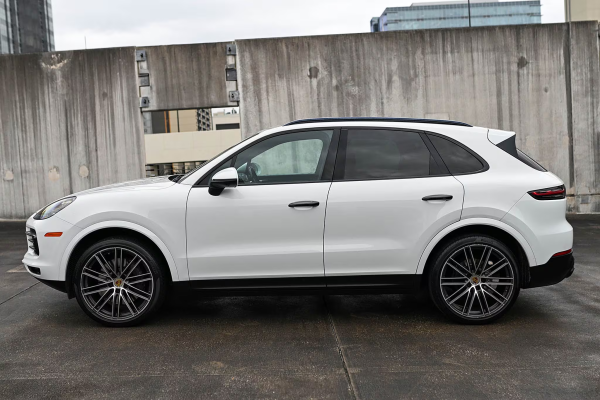 2020 Porsche Cayenne S - Image 7
