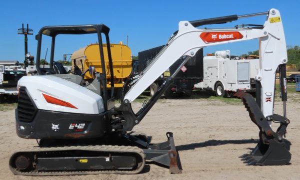 2020 Bobcat E42 Mini Excavator Rubber Tracks - Image 7