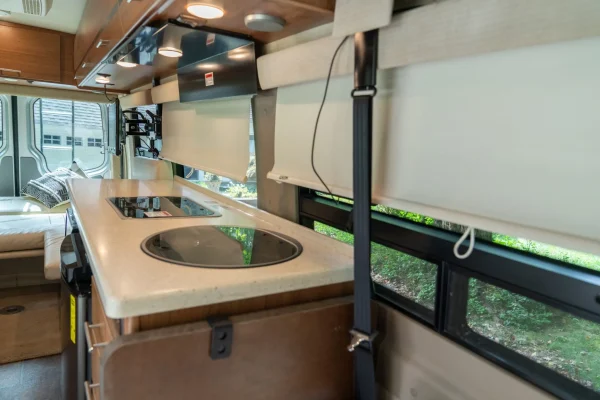 2014 Winnebago Era 70X - Image 90
