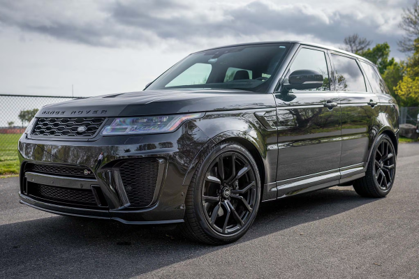 2022 Land Rover Range Rover Sport SVR Carbon Edition - Image 9