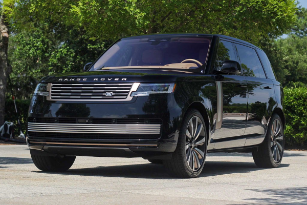 2023 Land Rover Range Rover SV LWB - Image 36