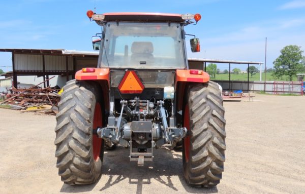 2017 Kubota M6S-111 4WD Utility Ag Tractor A/C Cab PTO Aux Hyd - Image 9