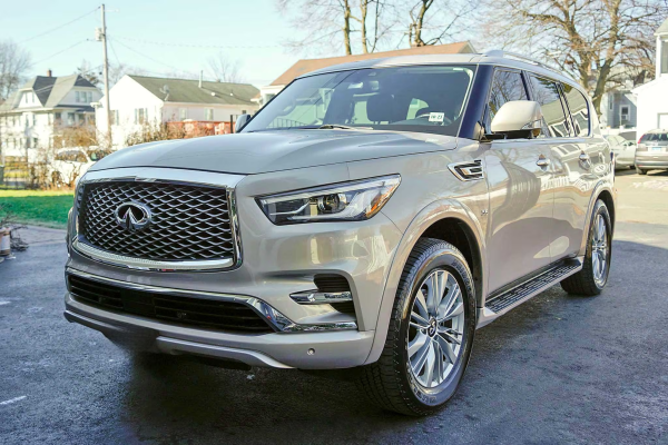 2019 Infiniti QX80 Luxe - Image 9